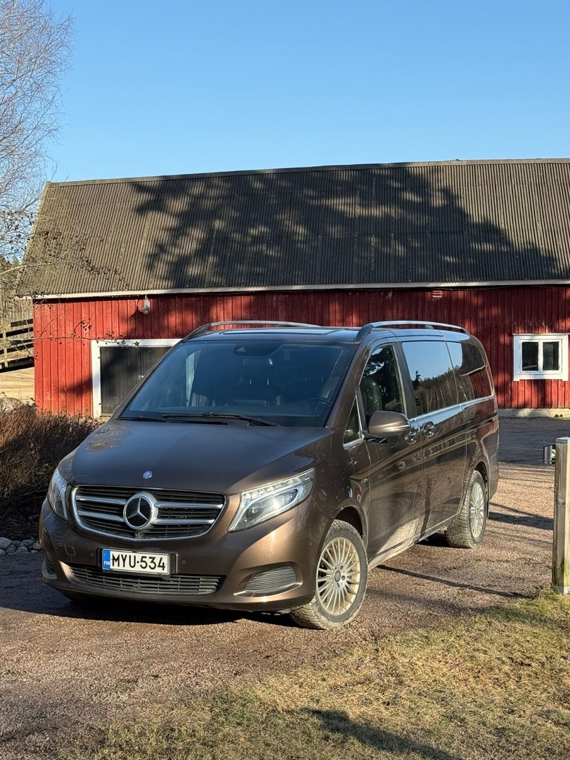 MERCEDES-BENZ V 2017