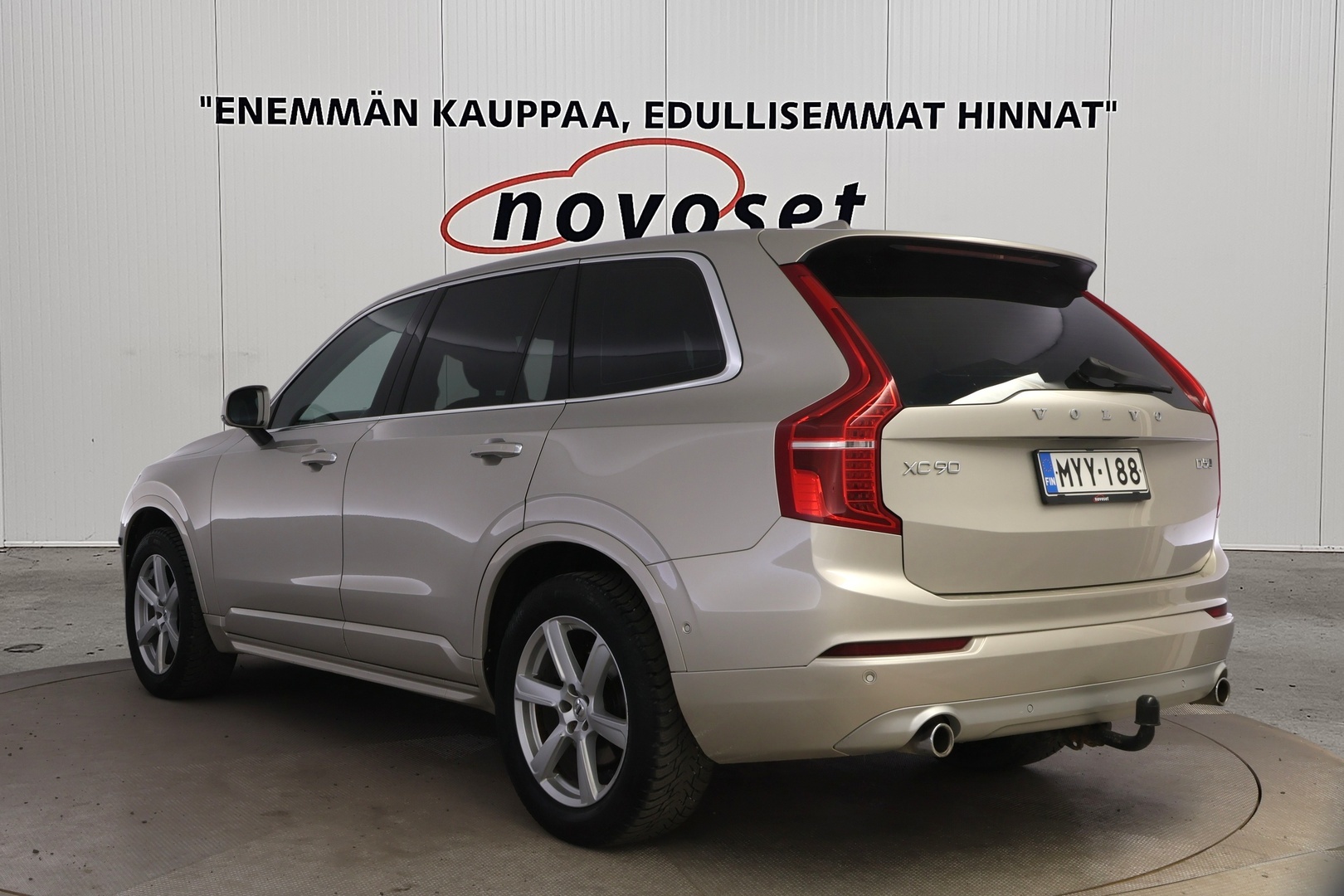VOLVO XC90 2016
