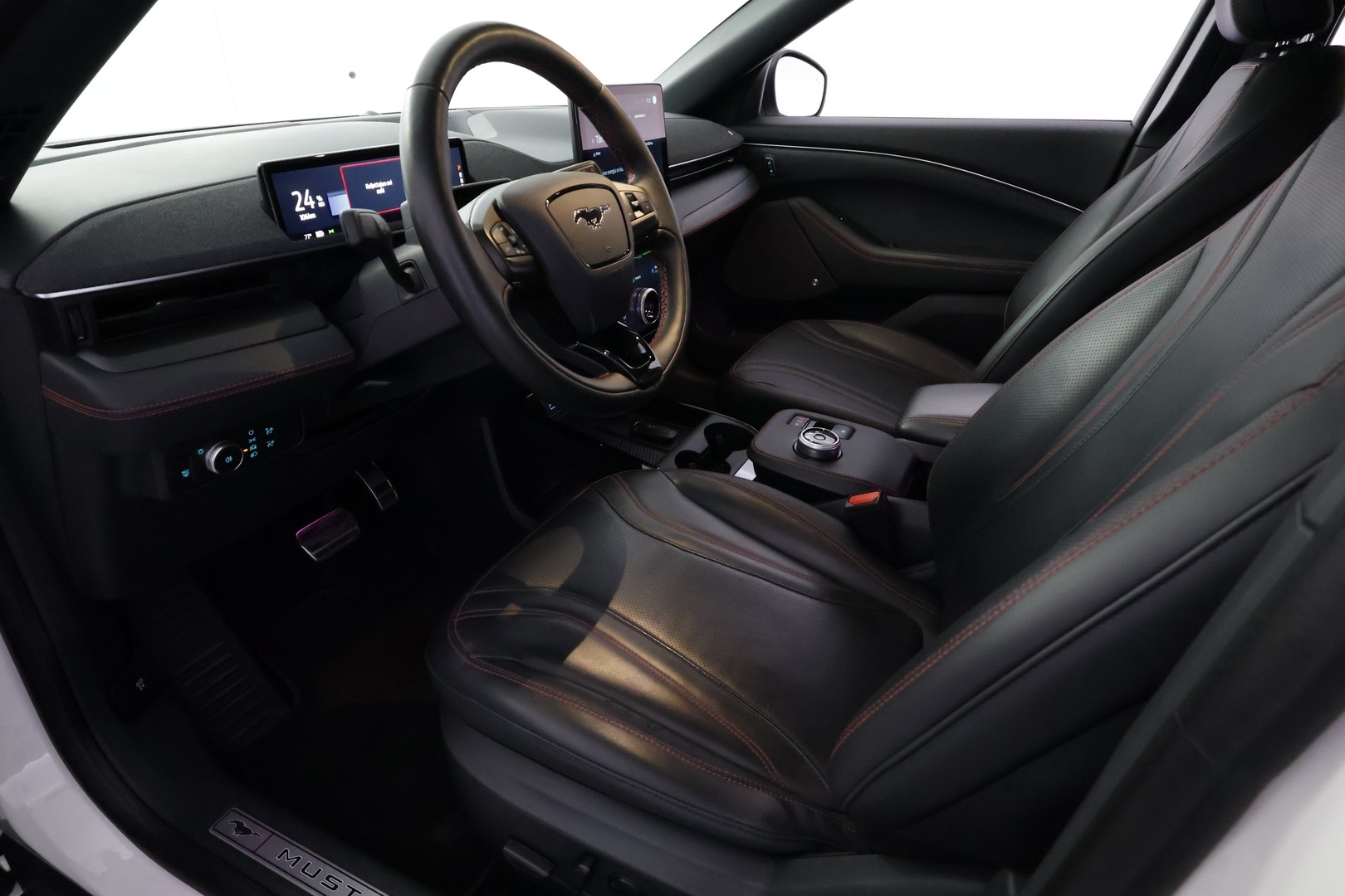 FORD Mustang Mach-E 2021