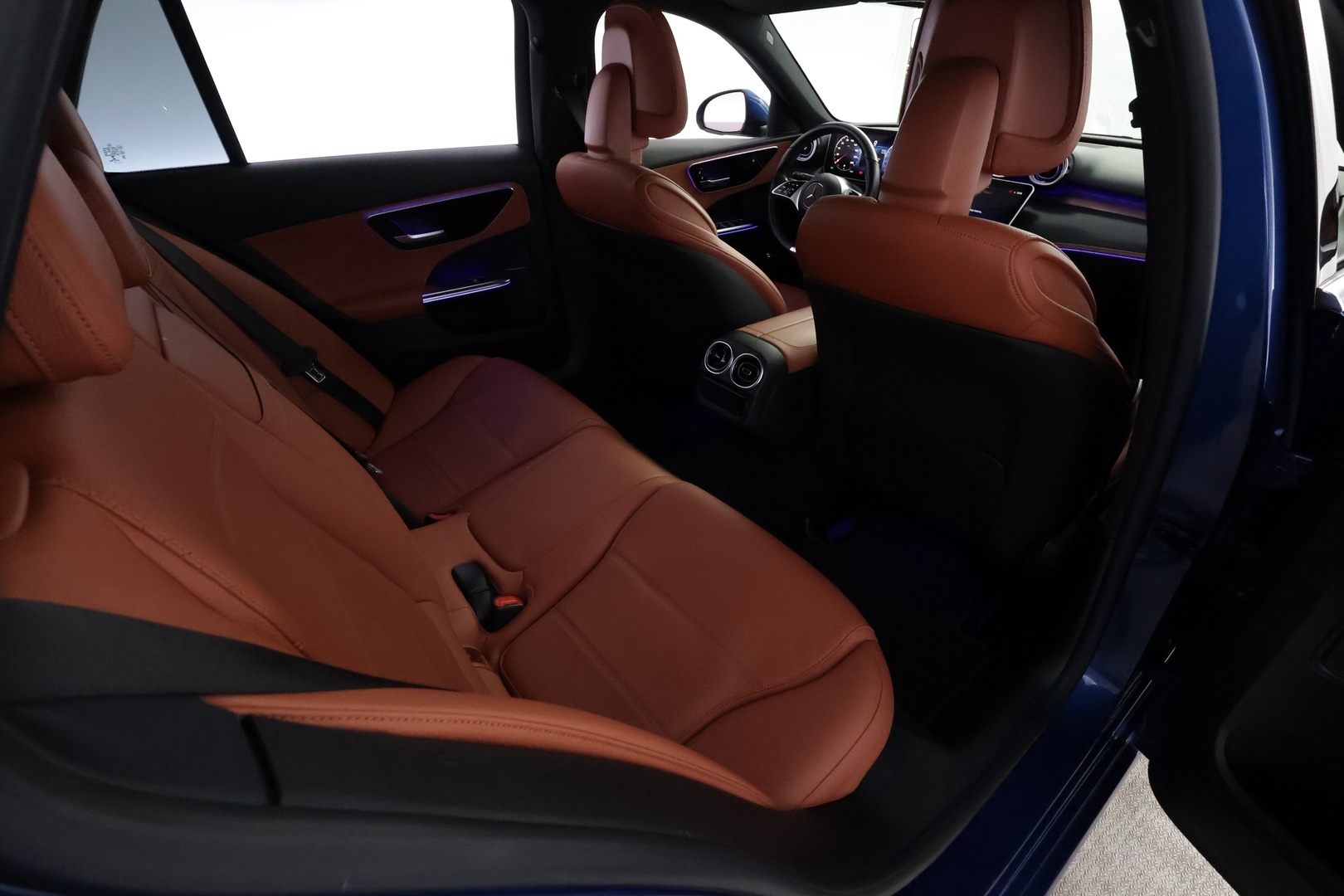 MERCEDES-BENZ C 21