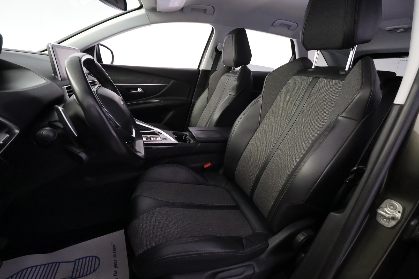PEUGEOT 3008 2017
