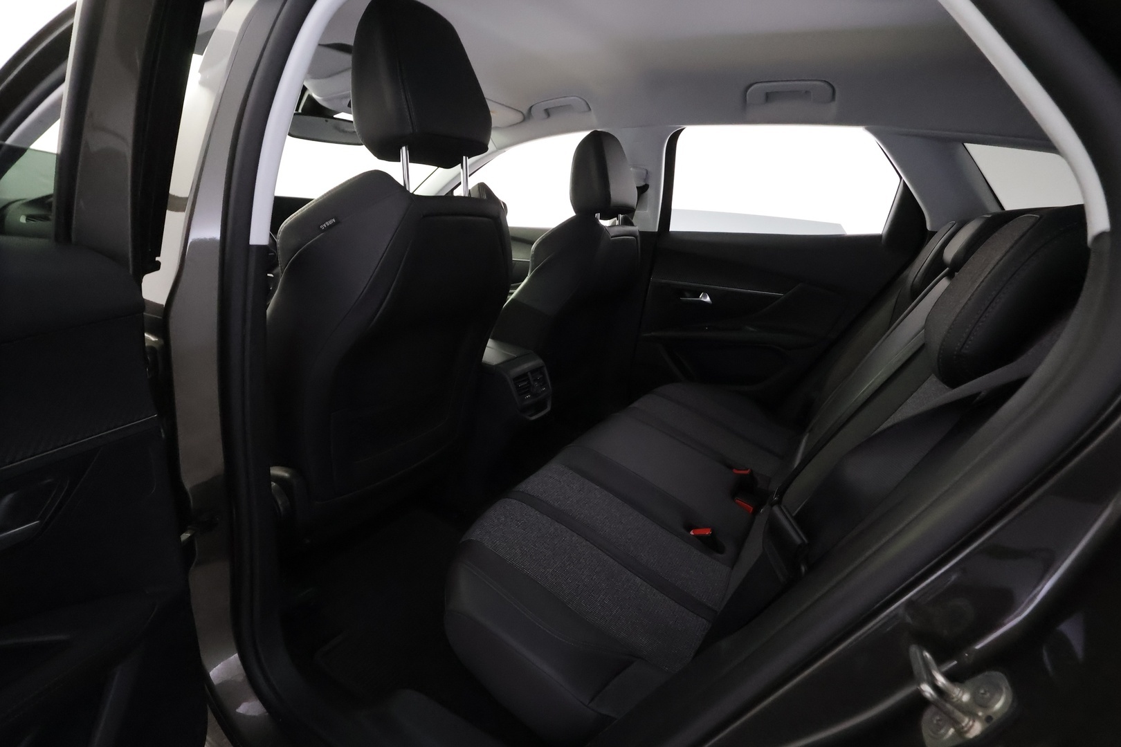 PEUGEOT 3008 2017