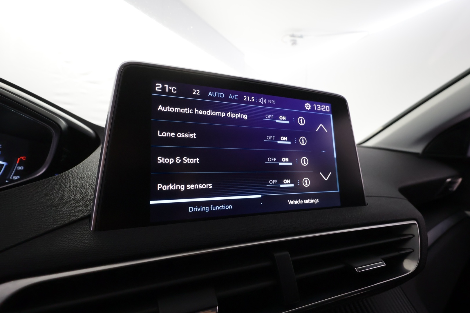 PEUGEOT 3008 2017