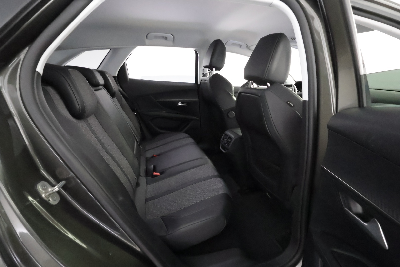PEUGEOT 3008 2017
