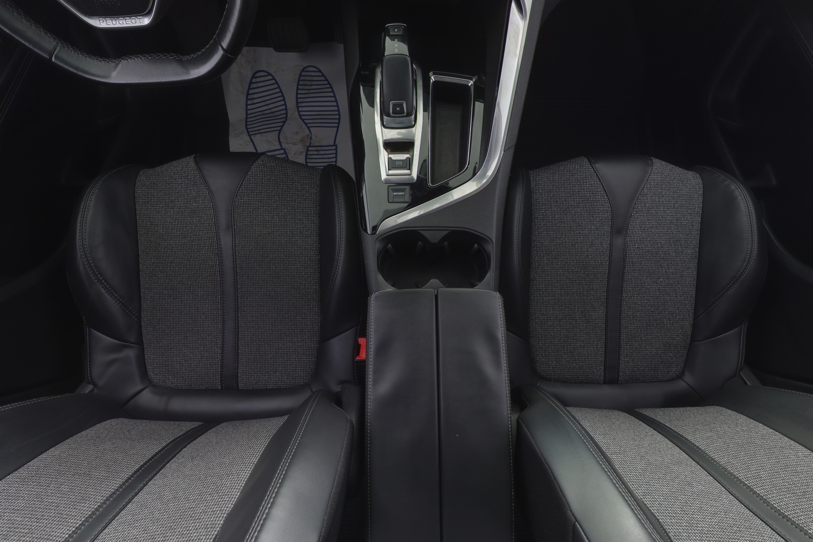 PEUGEOT 3008 2017