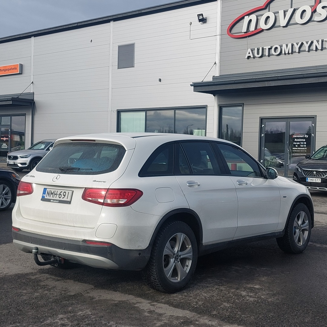 MERCEDES-BENZ GLC 2018