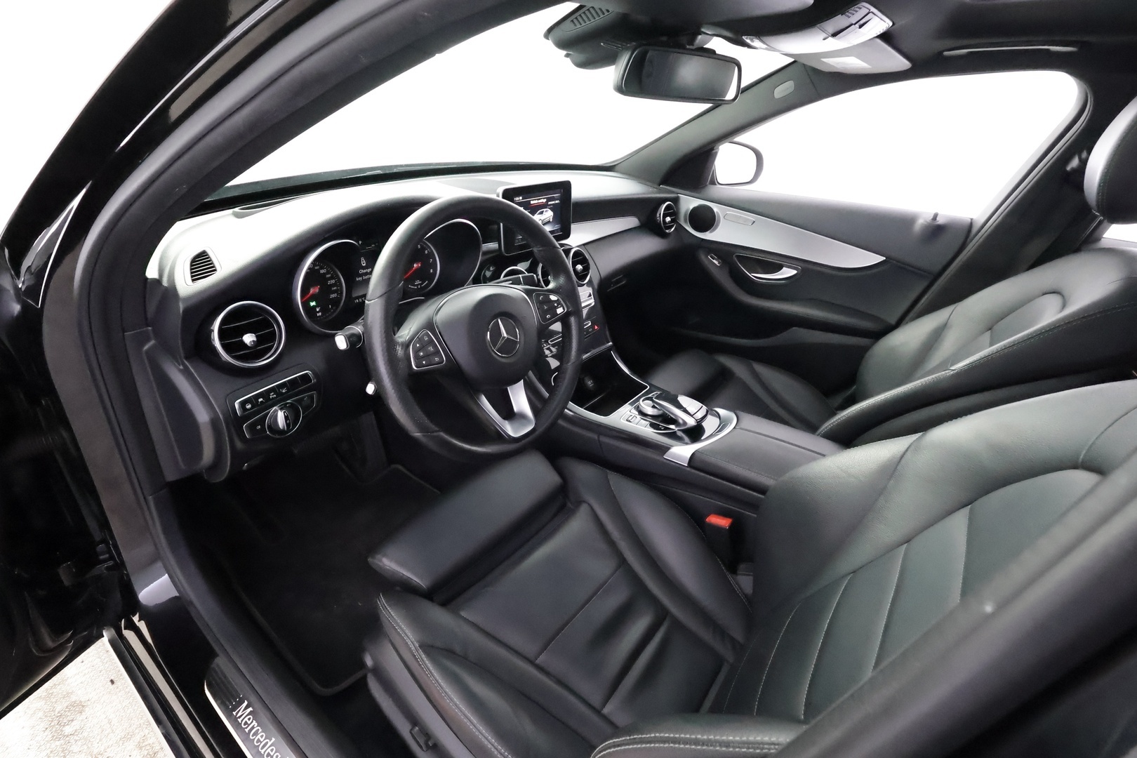 MERCEDES-BENZ C 2015