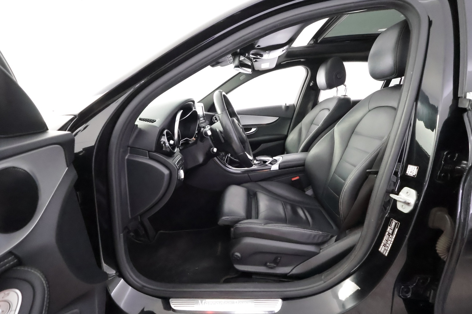 MERCEDES-BENZ C 2015