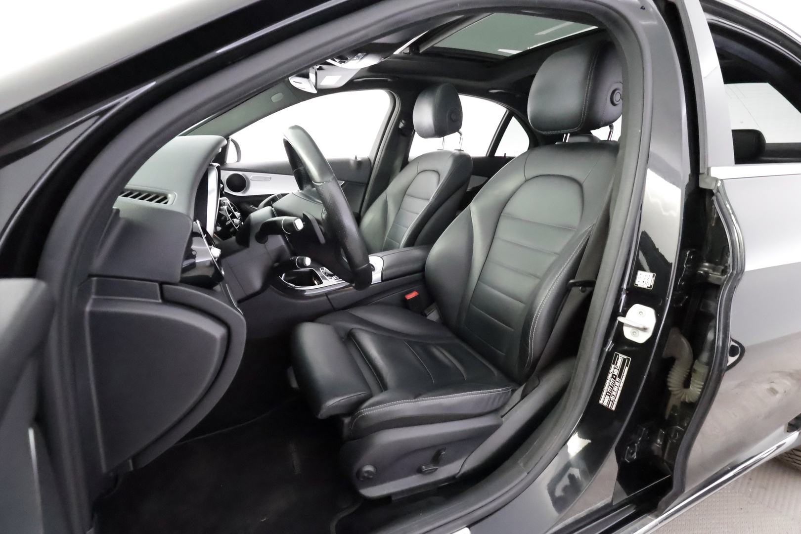 MERCEDES-BENZ C 2015