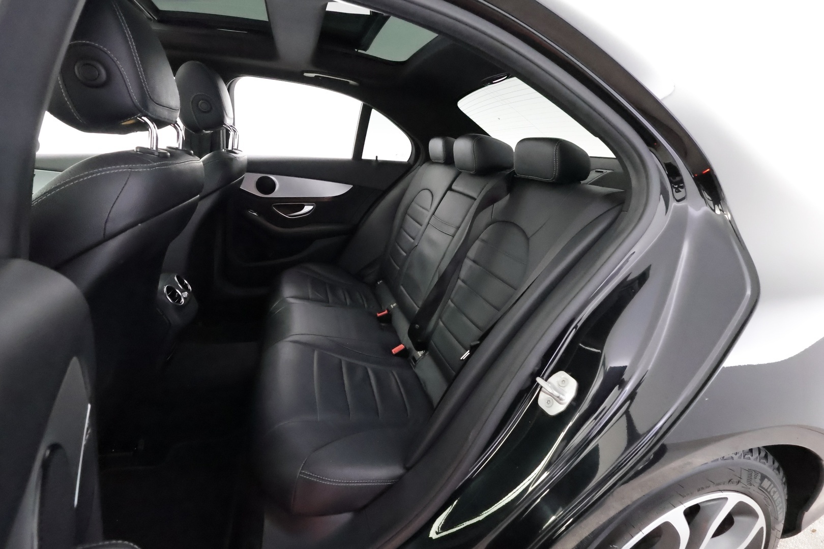 MERCEDES-BENZ C 2015