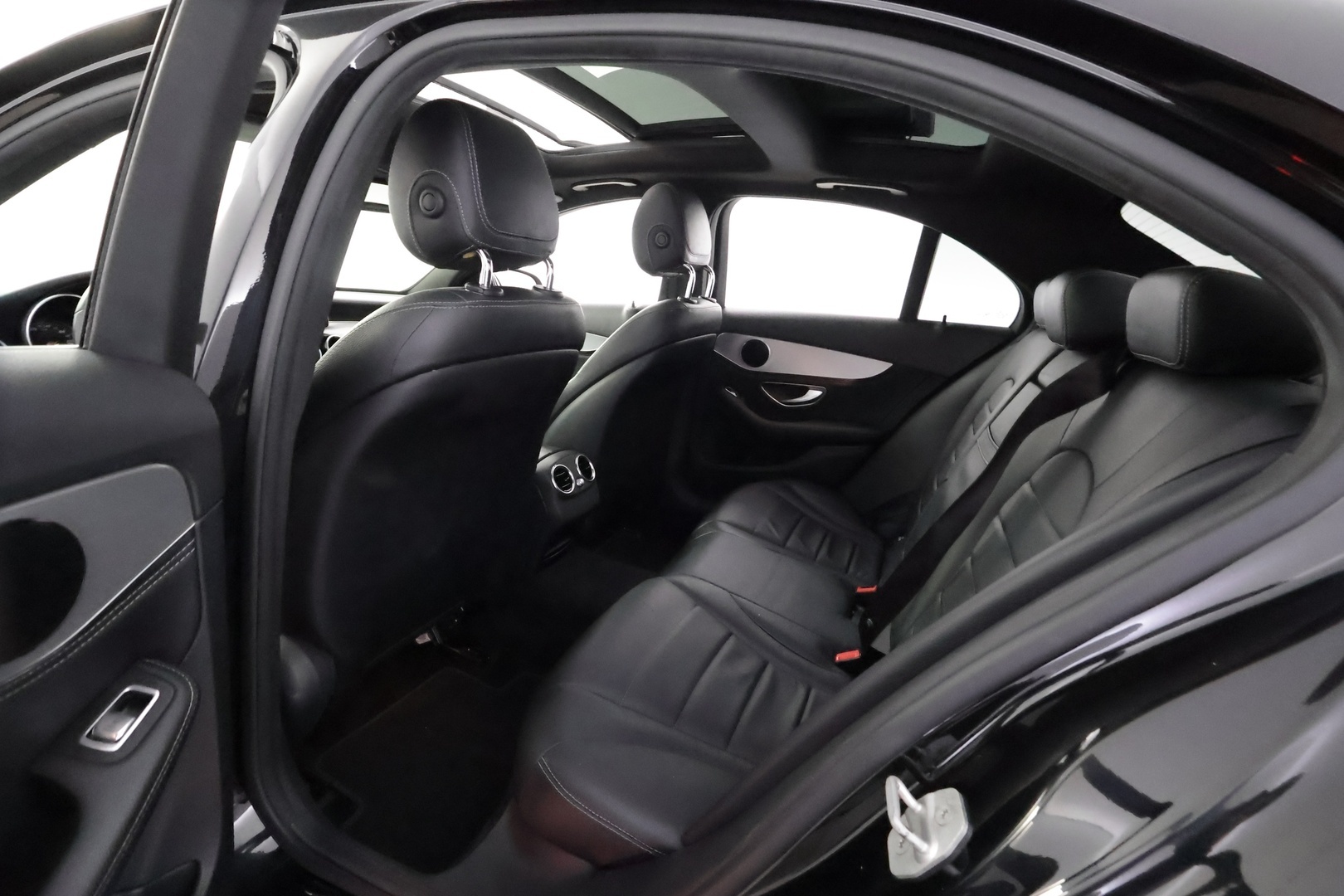 MERCEDES-BENZ C 2015