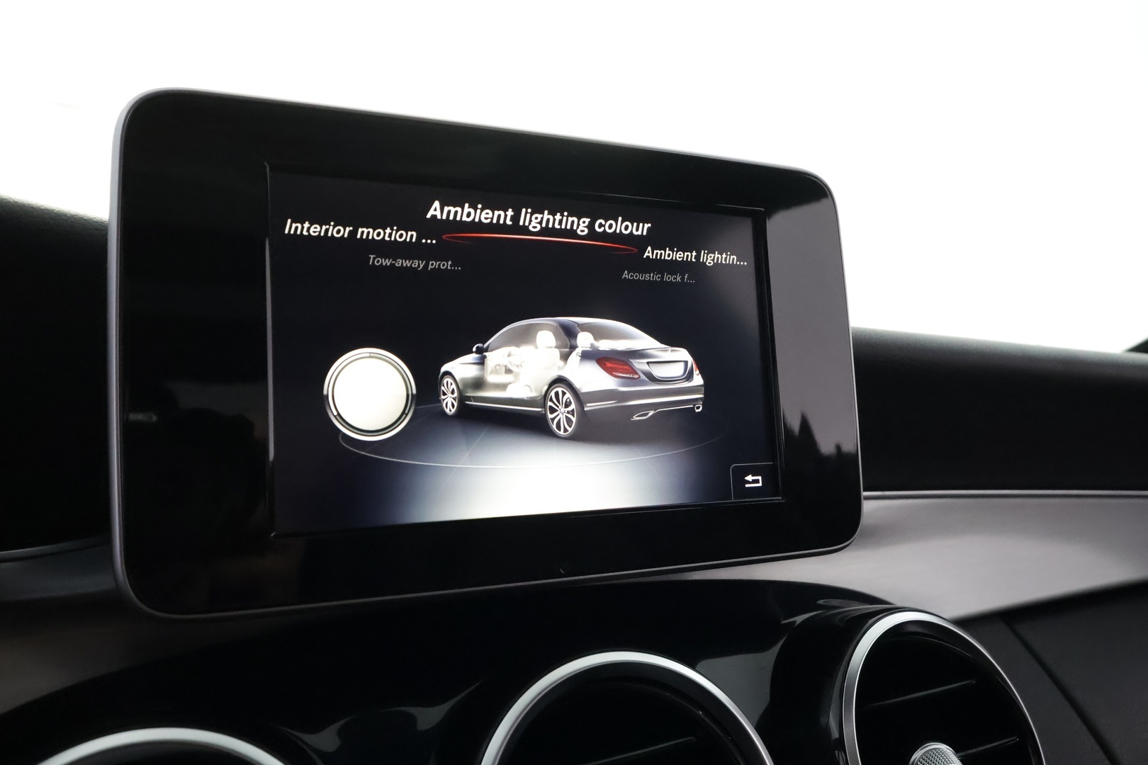 MERCEDES-BENZ C 2015