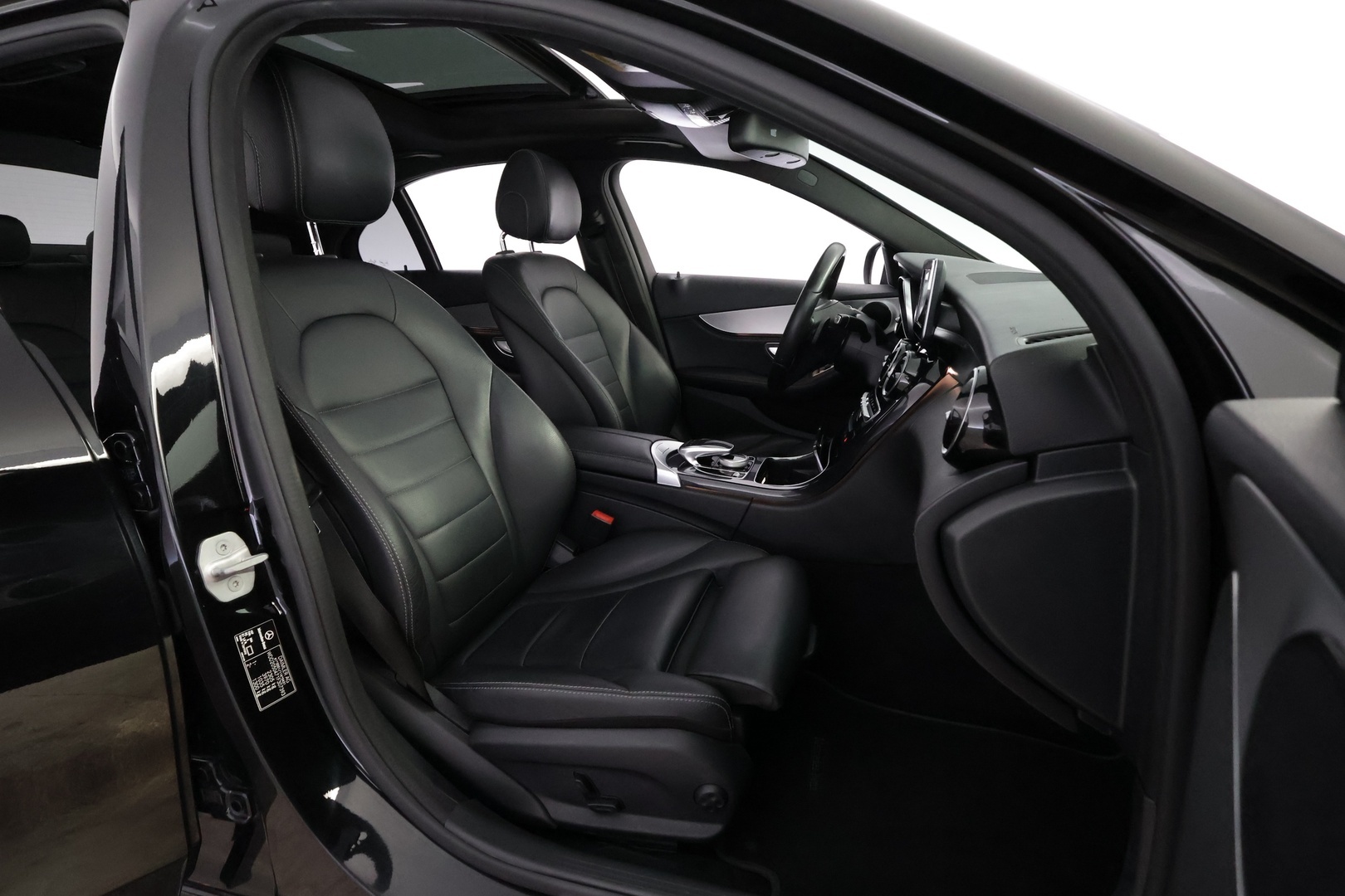 MERCEDES-BENZ C 2015