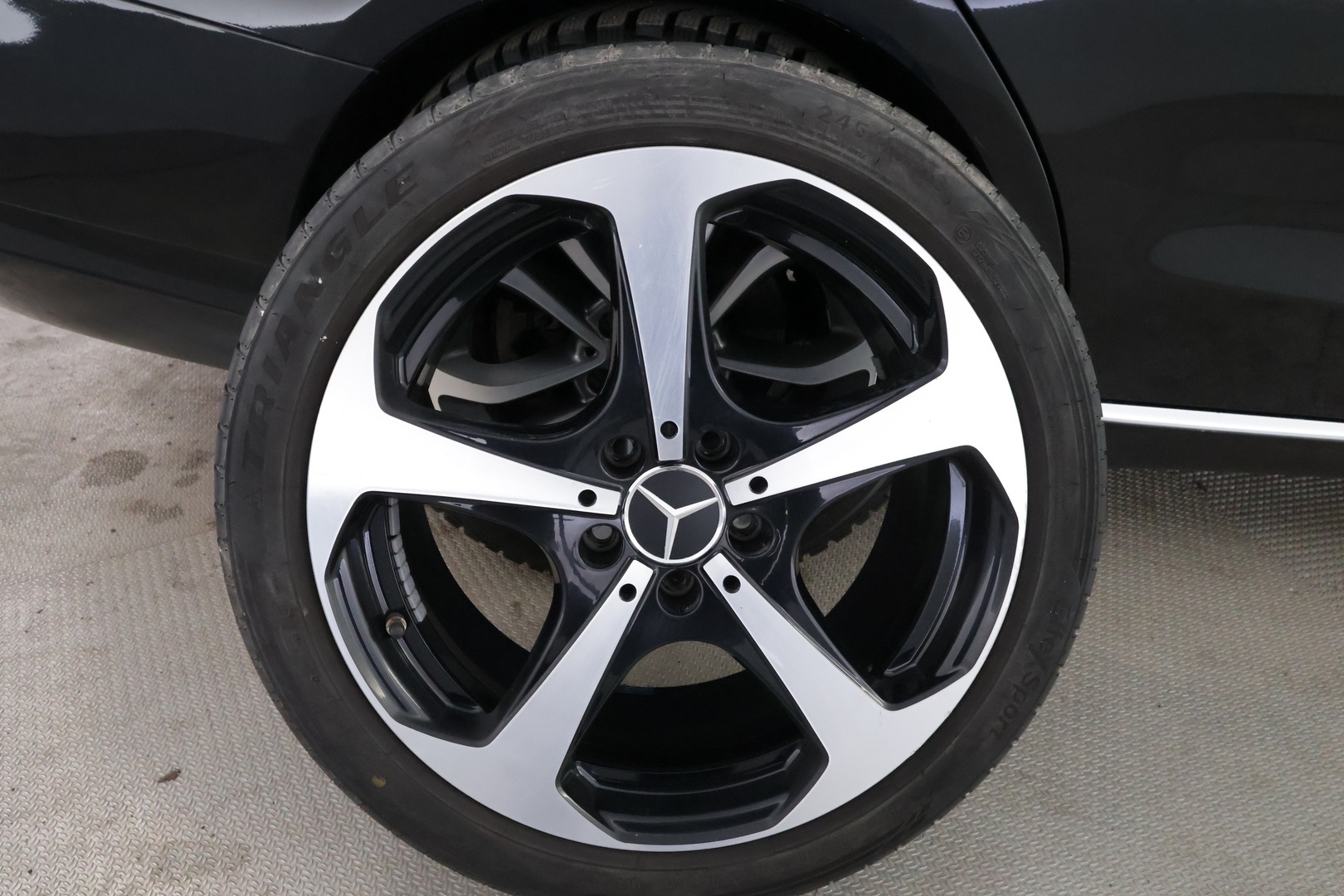 MERCEDES-BENZ C 2015