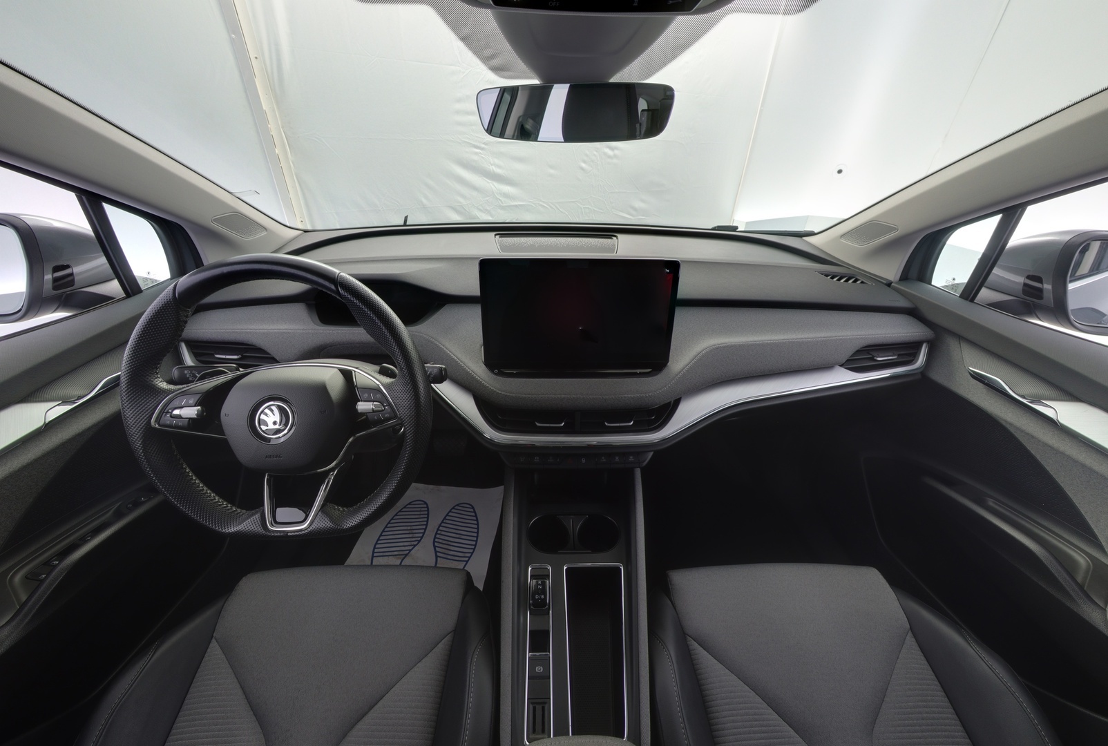SKODA Enyaq 2023