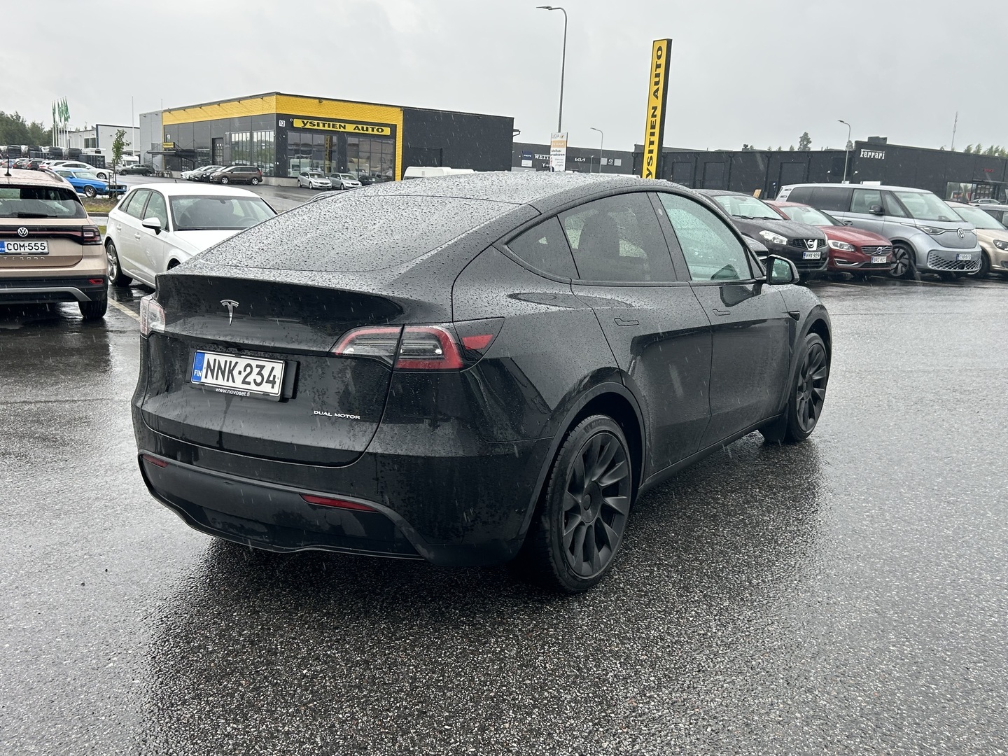 TESLA Model Y 2022