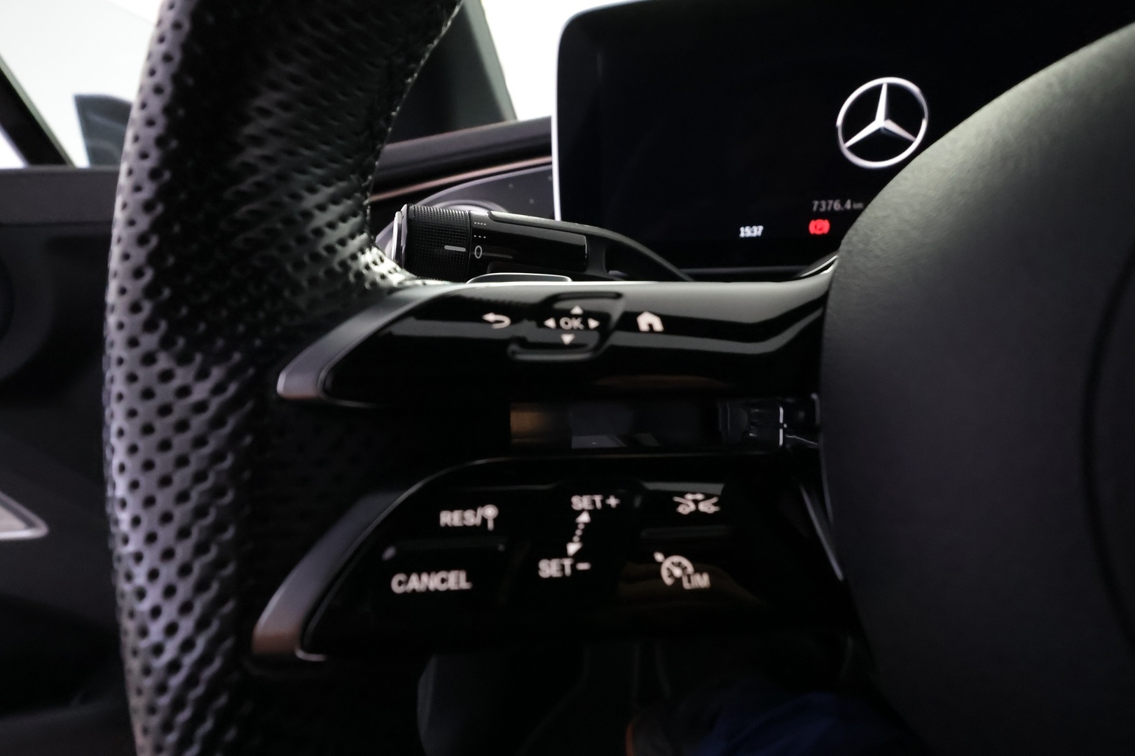 MERCEDES-BENZ EQE 2022