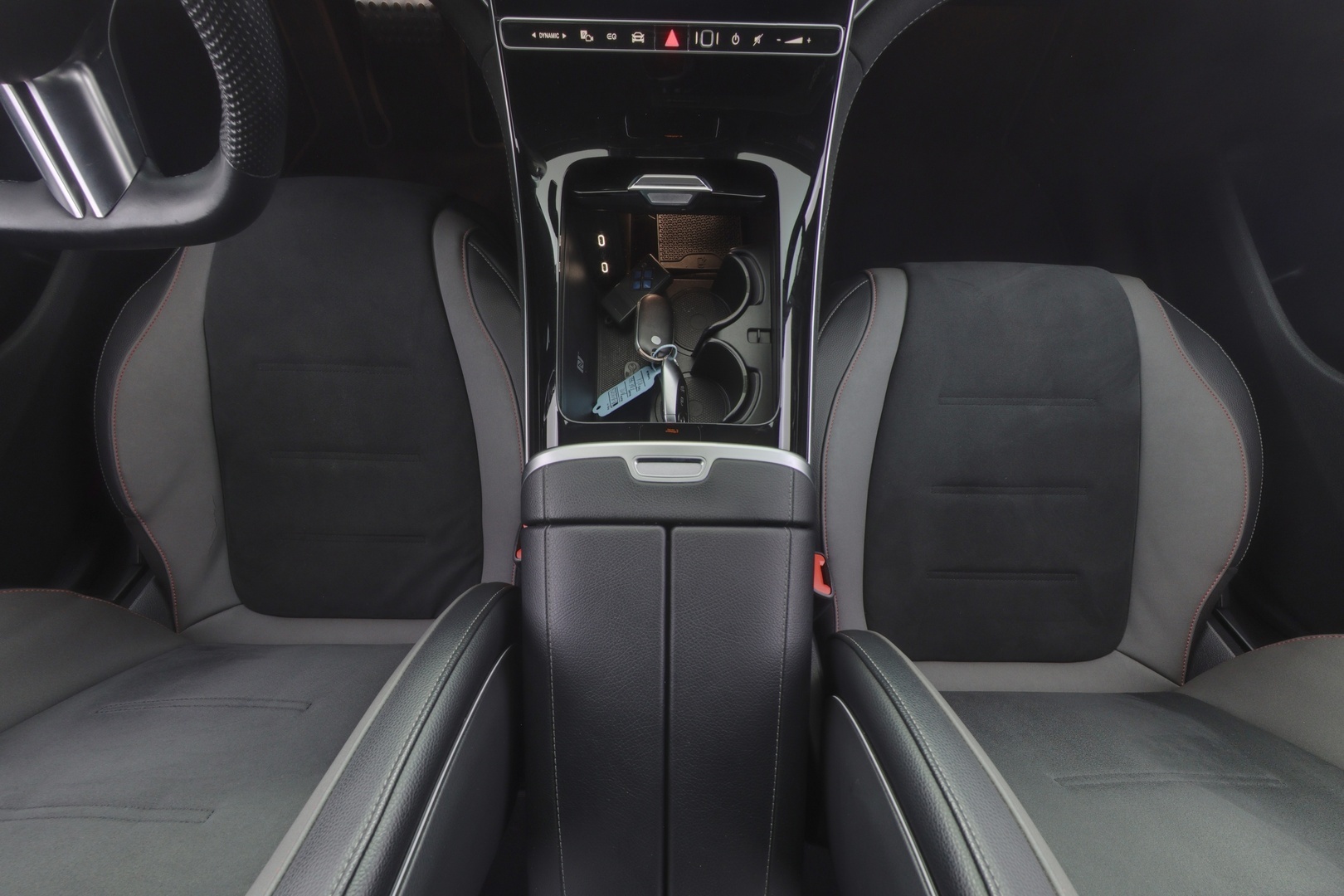 MERCEDES-BENZ EQE 2022