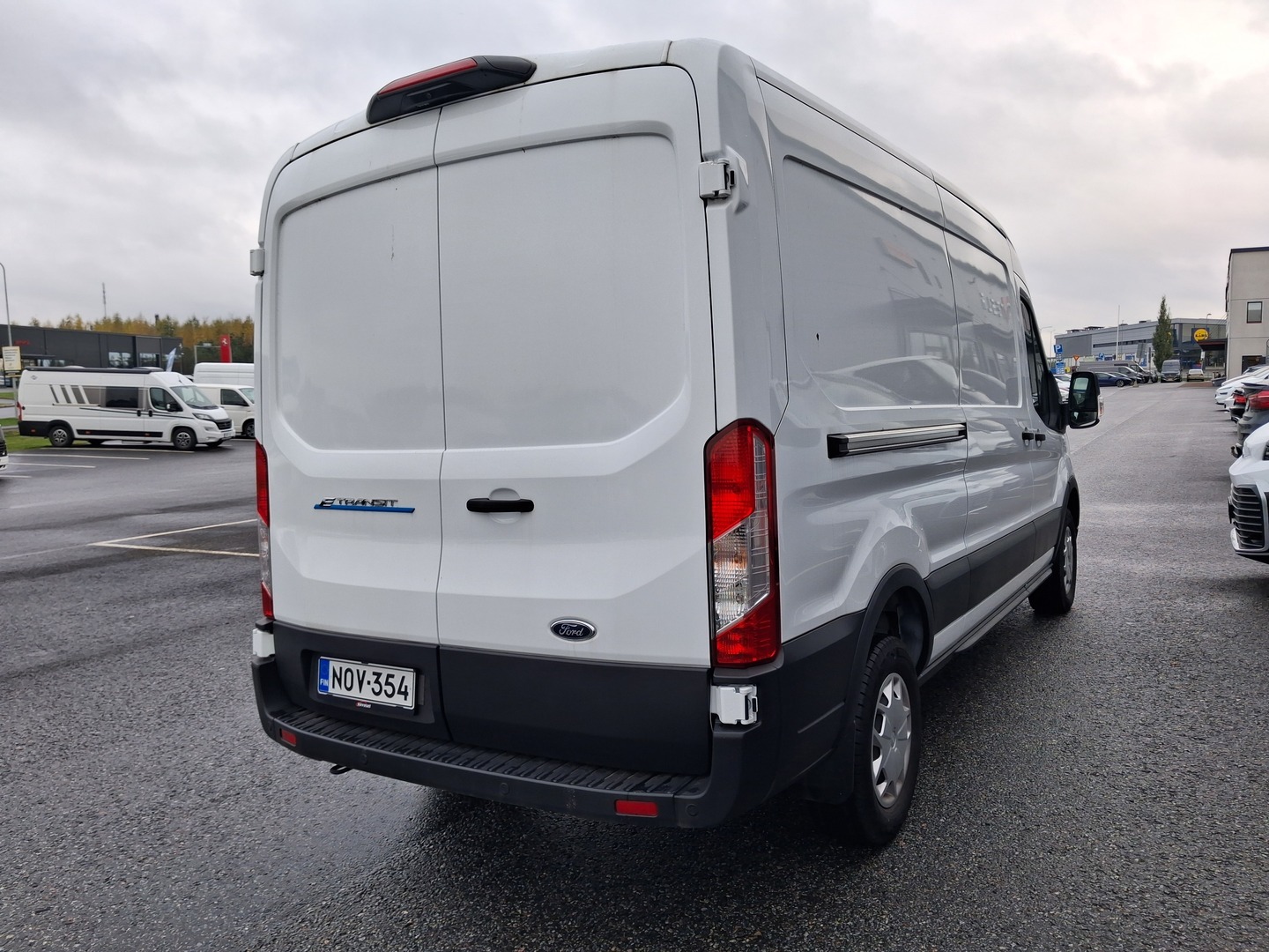 FORD E-TRANSIT 3