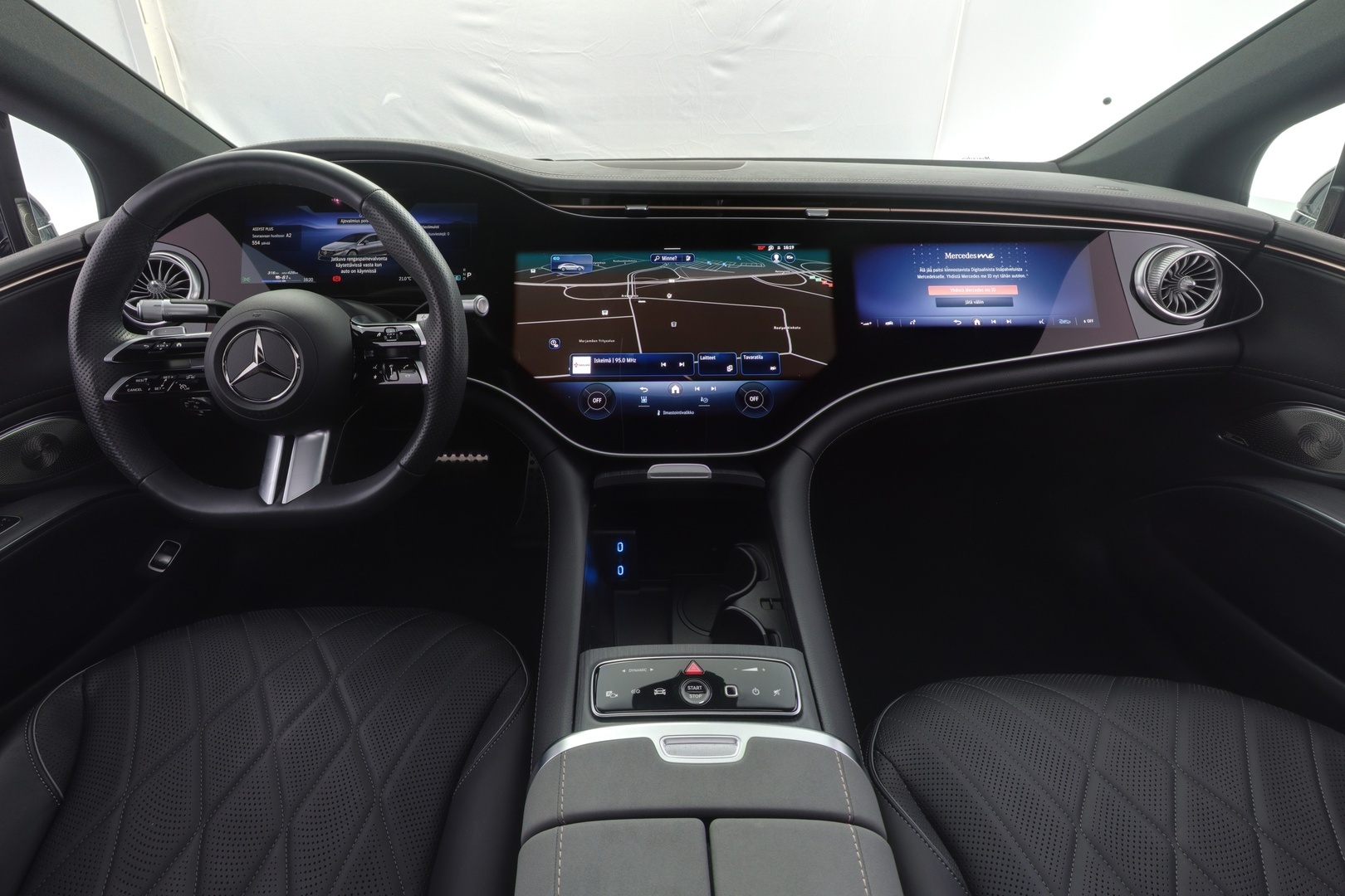 MERCEDES-BENZ EQS 2025