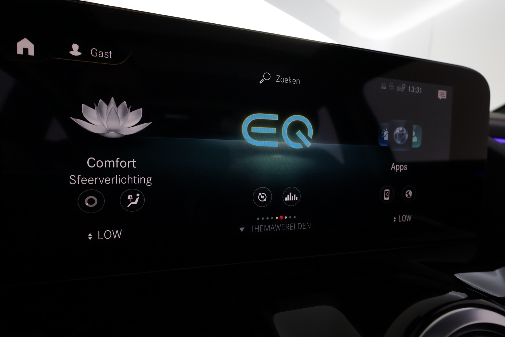 MERCEDES-BENZ EQA 2022