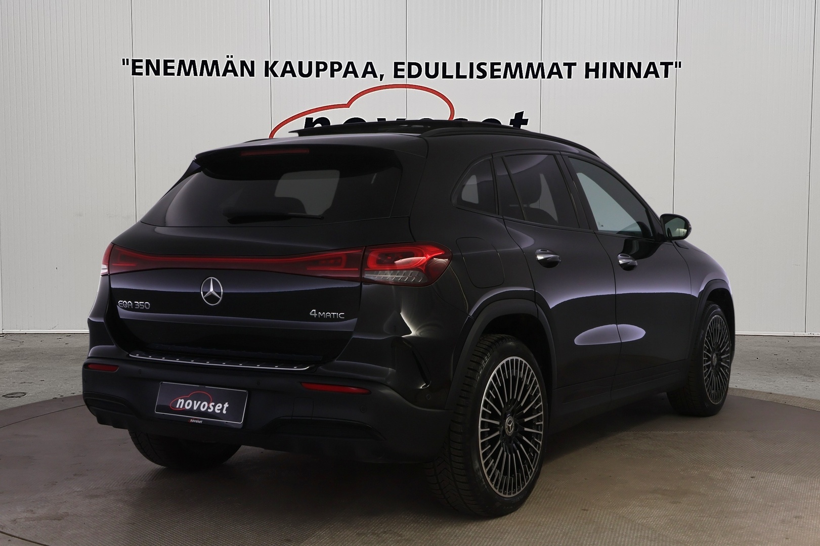 MERCEDES-BENZ EQA 2022