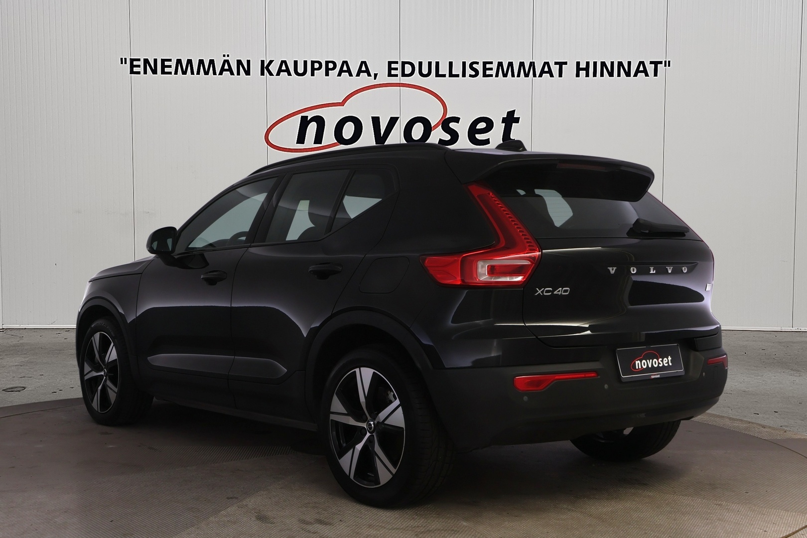 VOLVO XC40 2