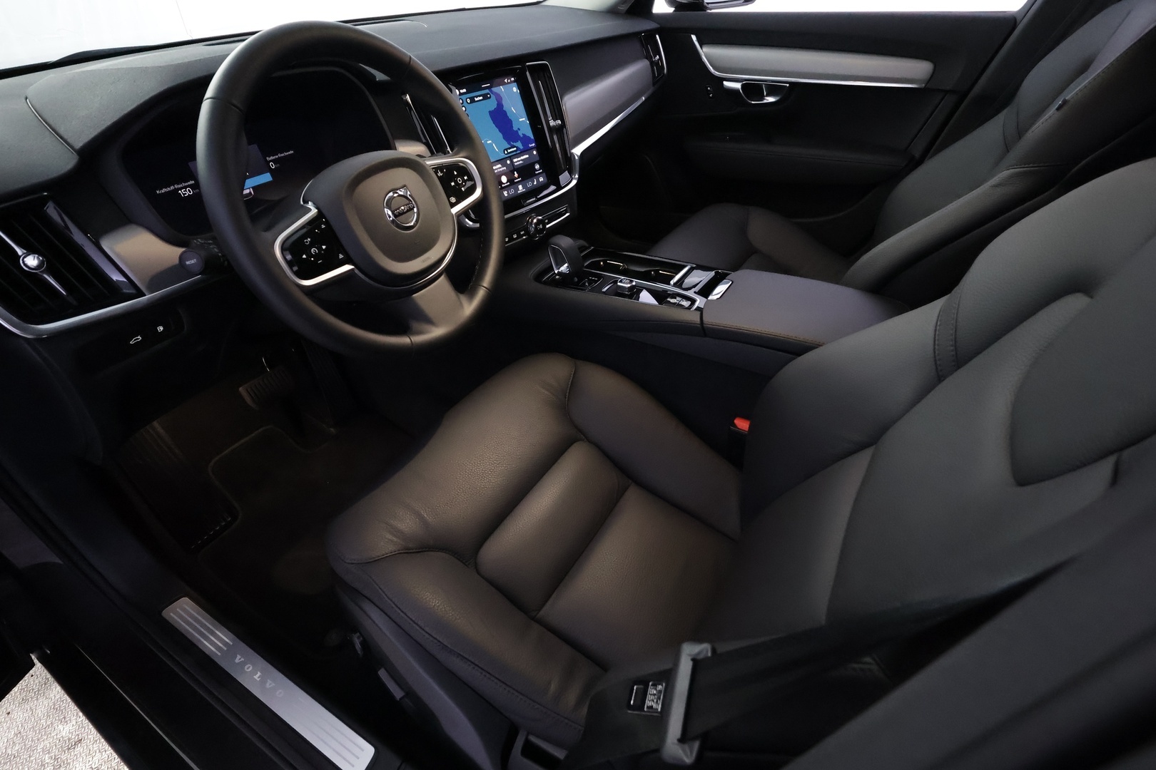 VOLVO V90 10