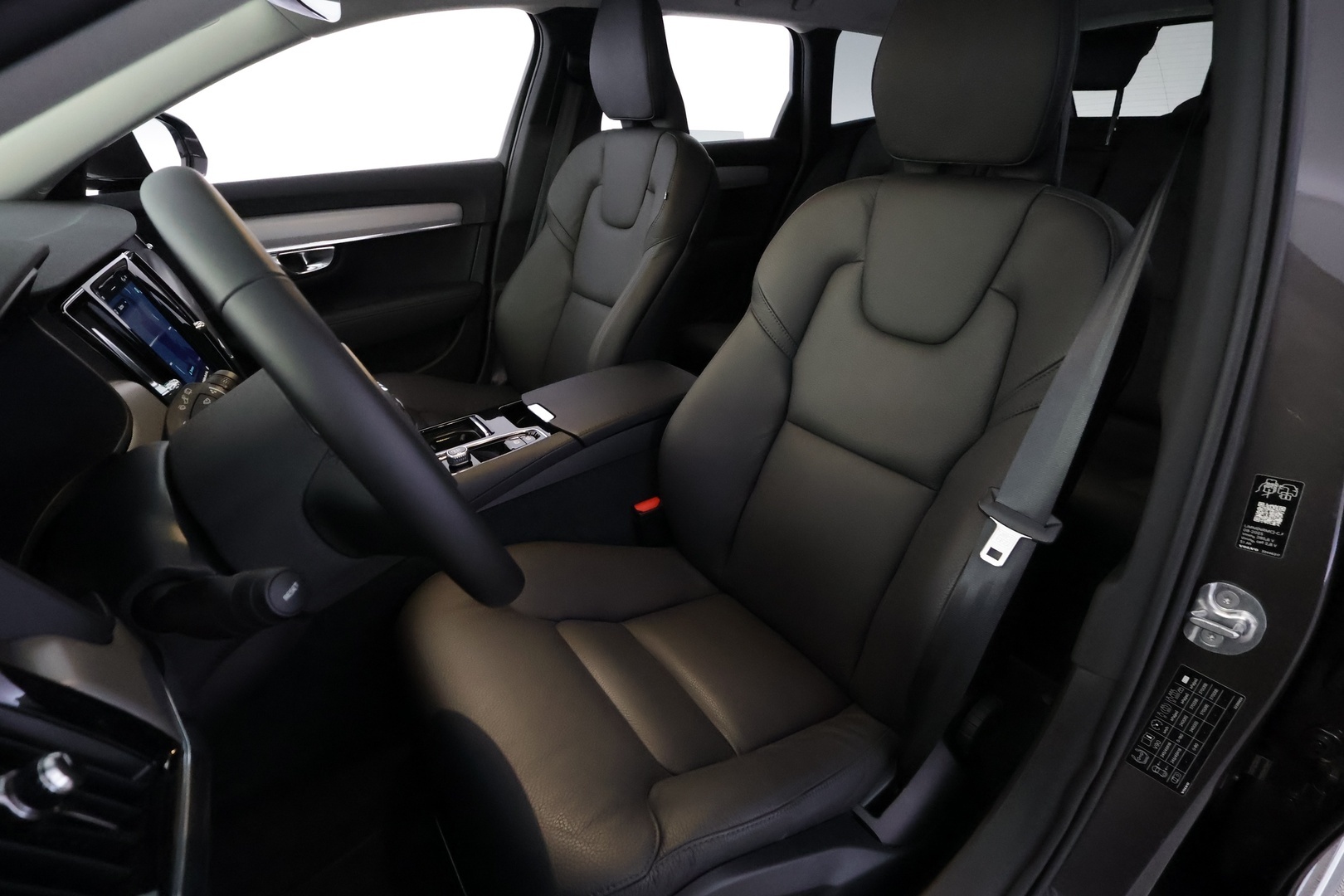 VOLVO V90 12