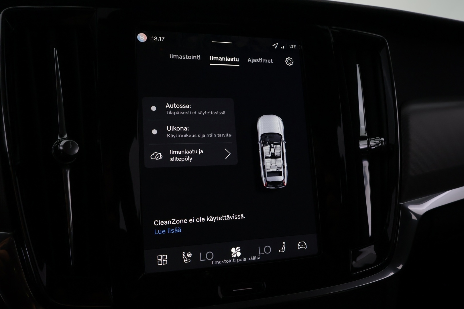 VOLVO V90 43