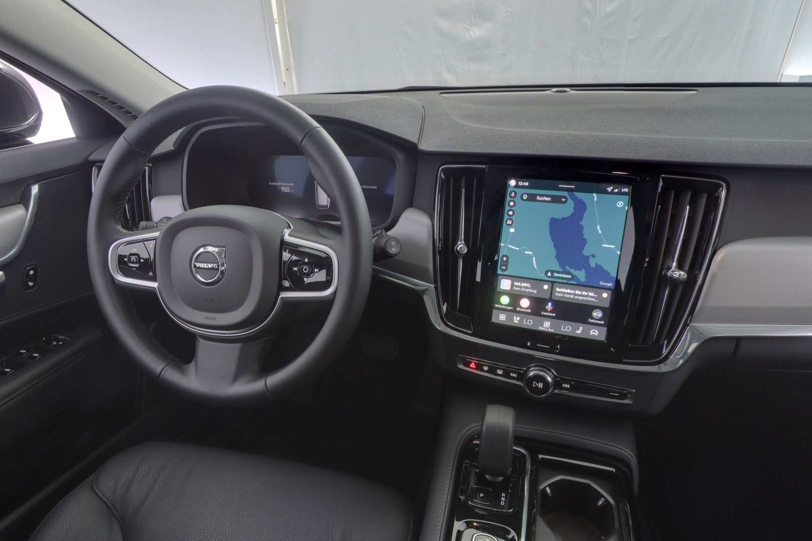 VOLVO V90 8