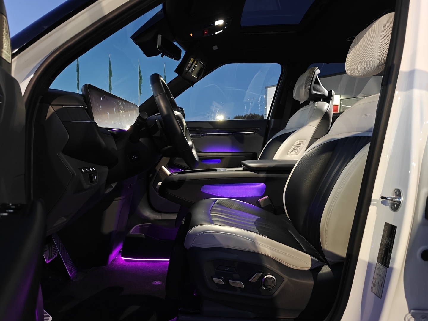 KIA EV9 7