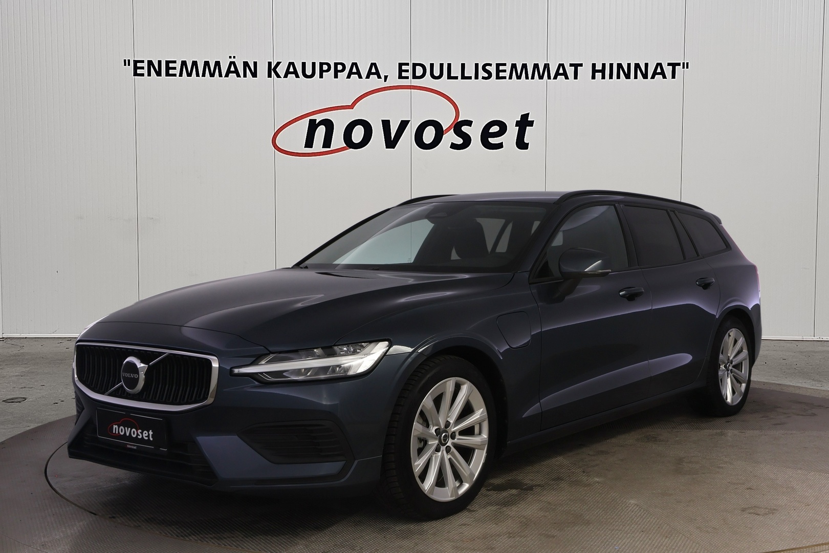VOLVO V60 2026