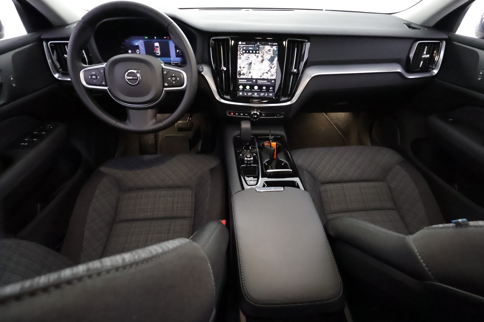 VOLVO V60 2026