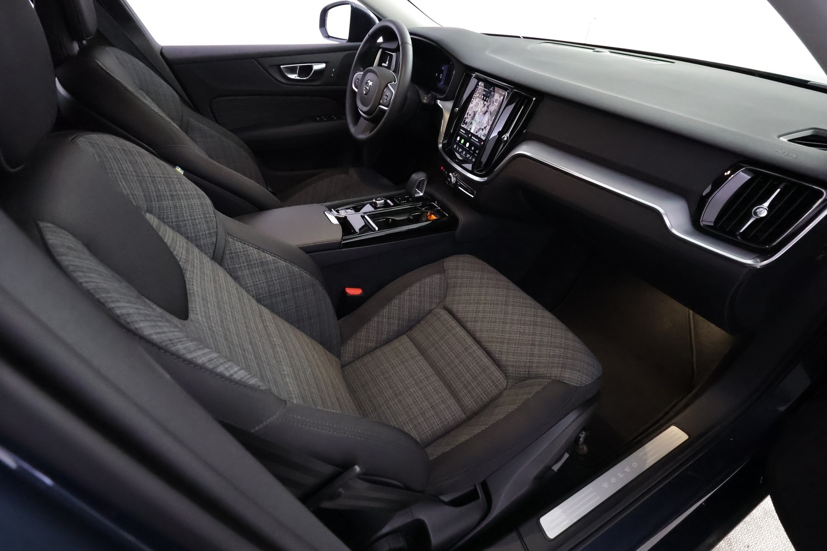 VOLVO V60 2026