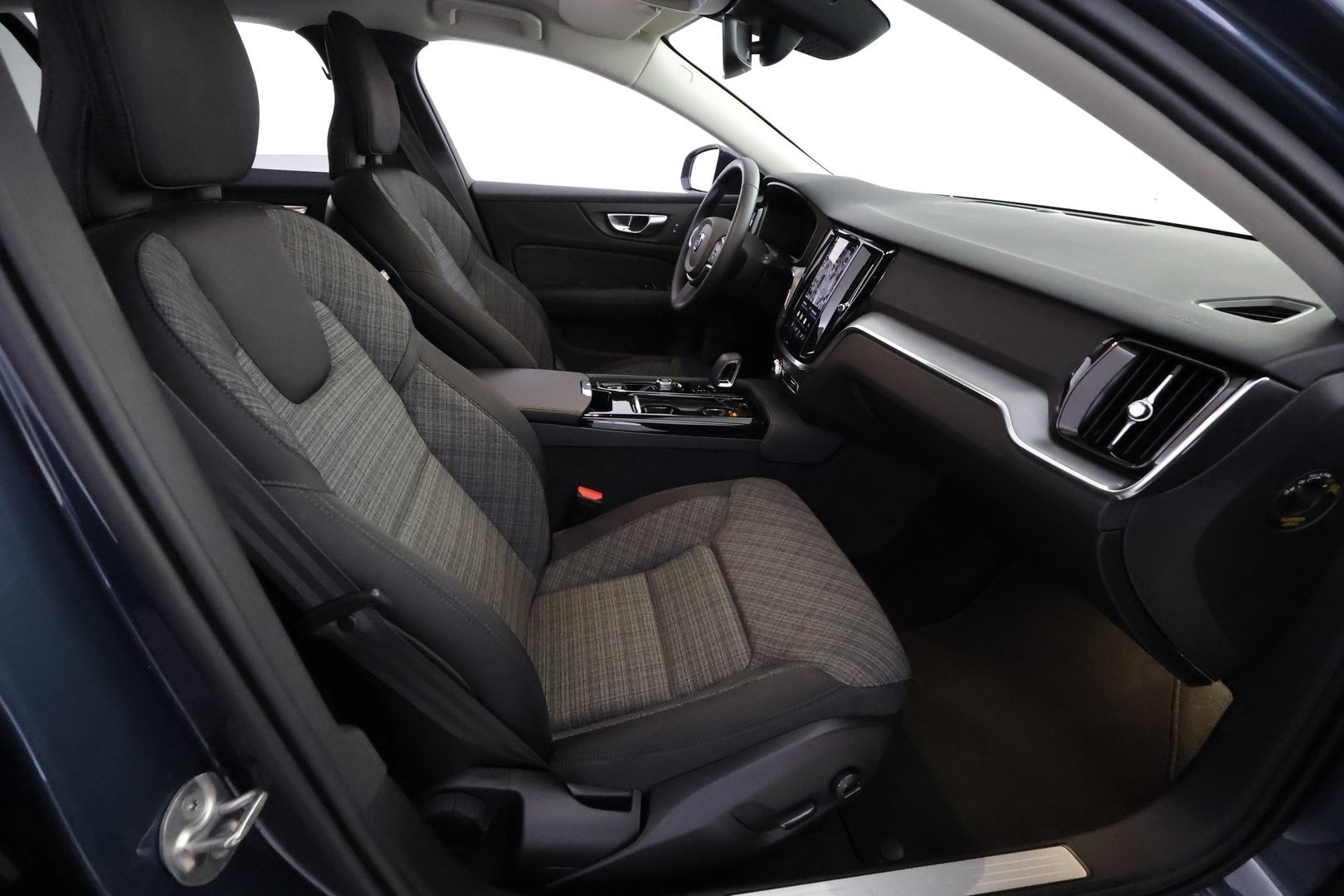 VOLVO V60 2026