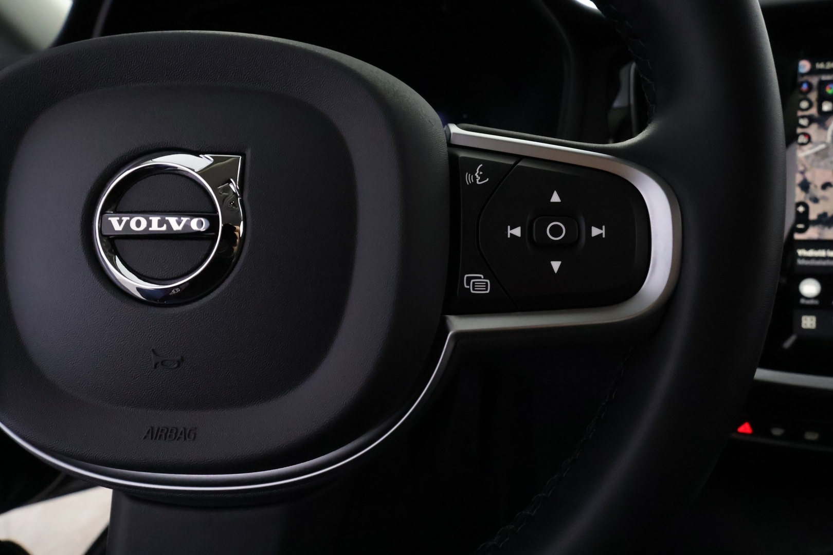 VOLVO V60 2026