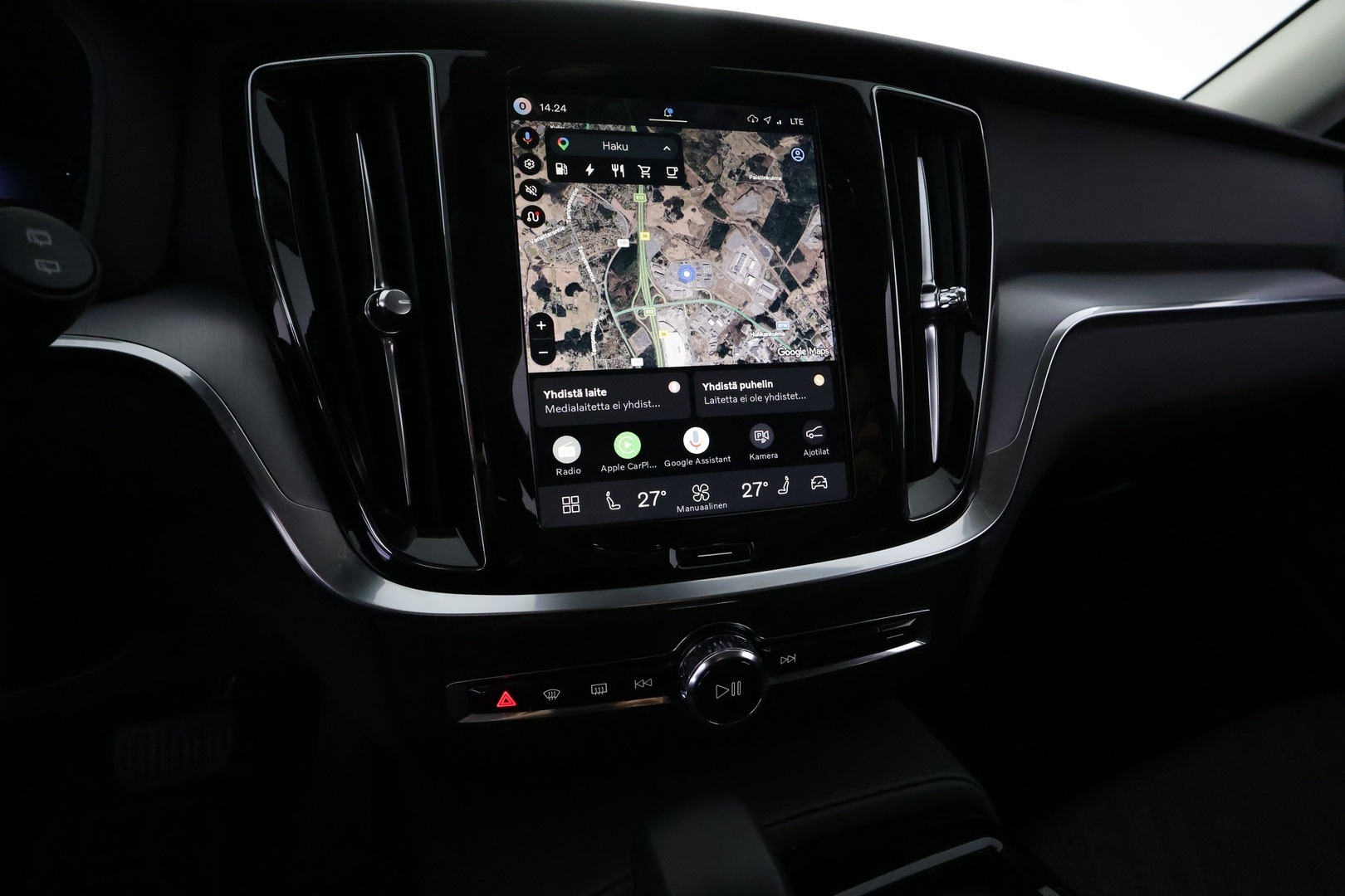 VOLVO V60 2026