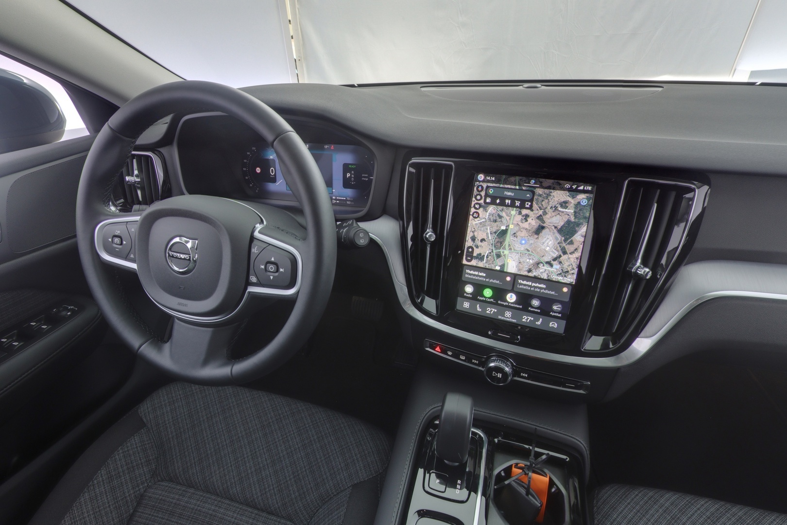 VOLVO V60 2026