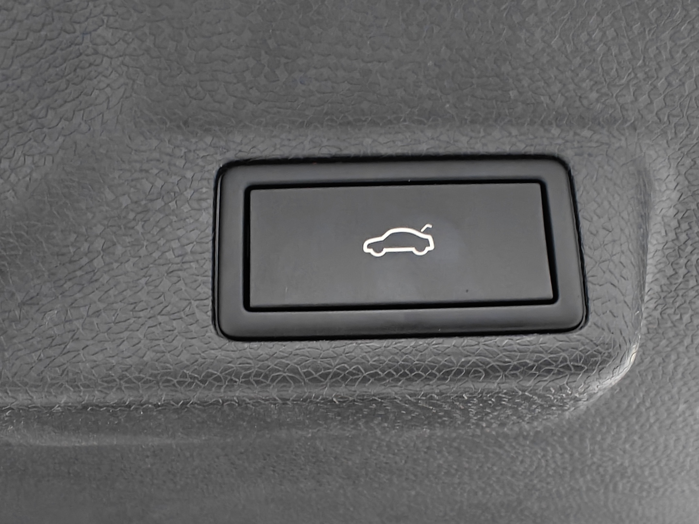 VOLKSWAGEN ID. BUZZ 2023