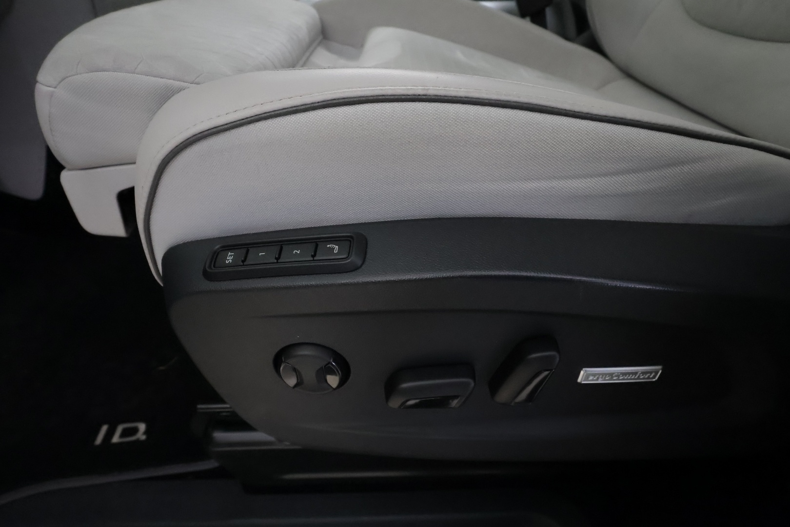 VOLKSWAGEN ID. Buzz 2024