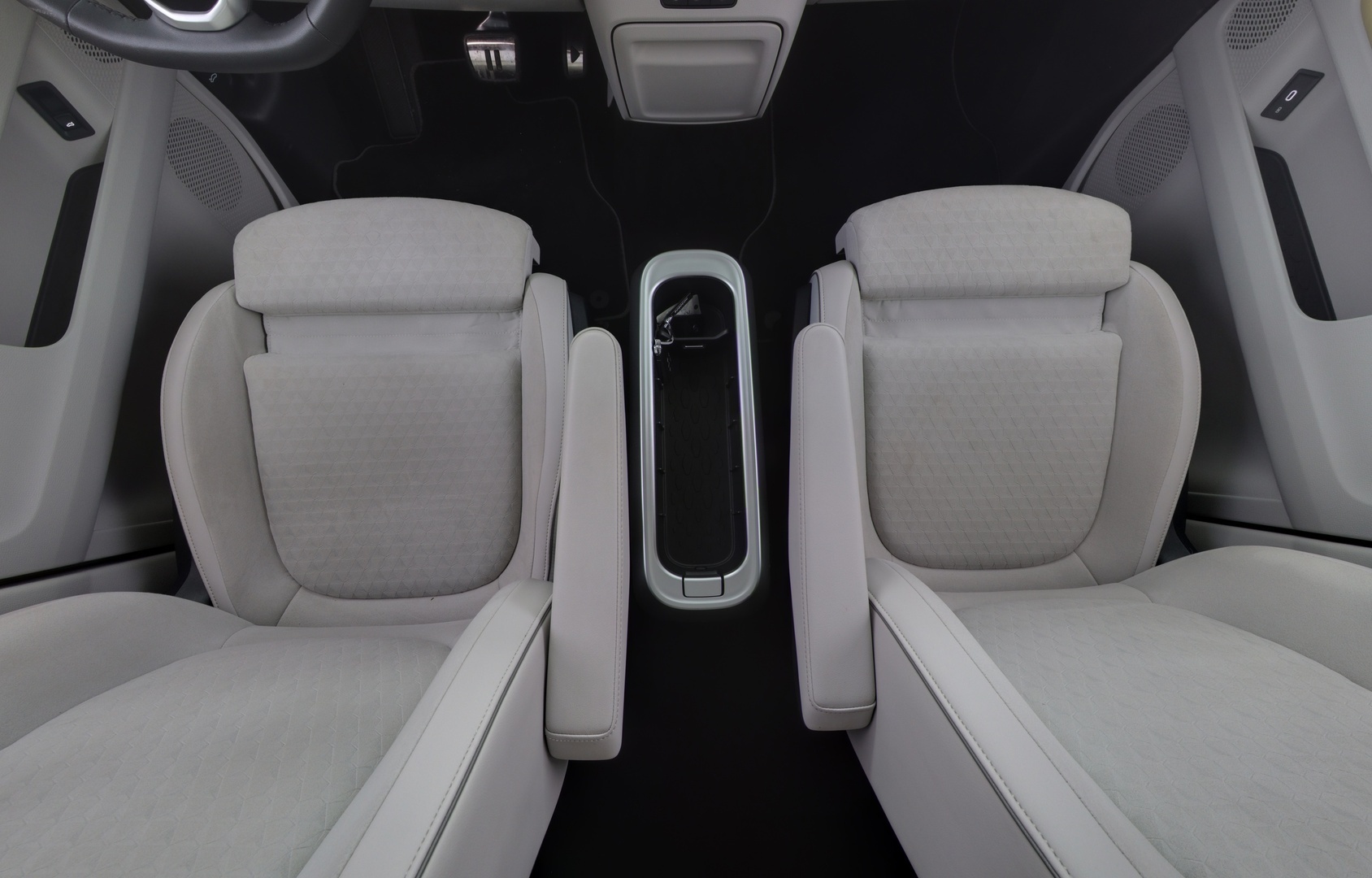 VOLKSWAGEN ID. Buzz 2024