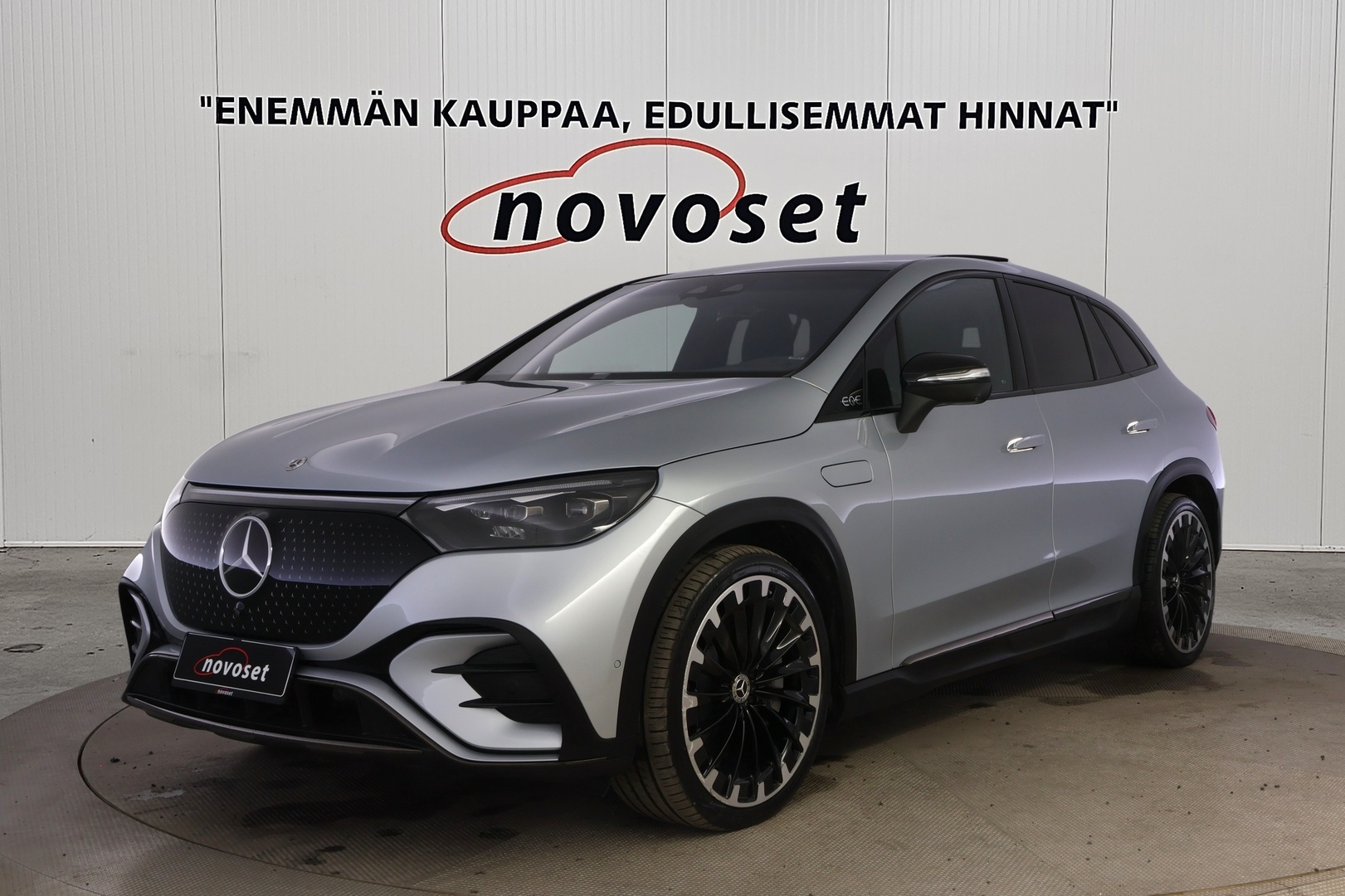 MERCEDES-BENZ EQE SUV 2025