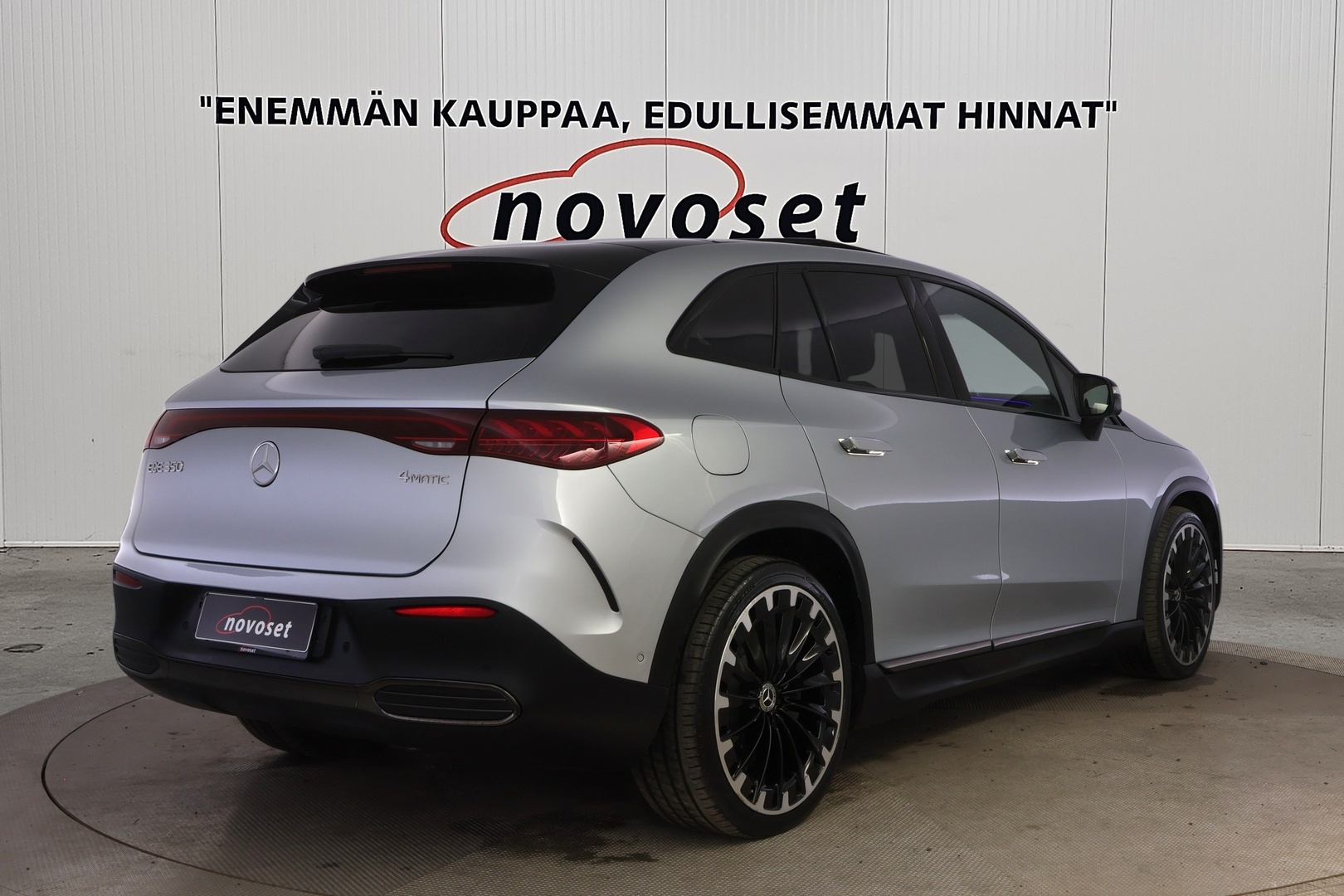 MERCEDES-BENZ EQE SUV 2025