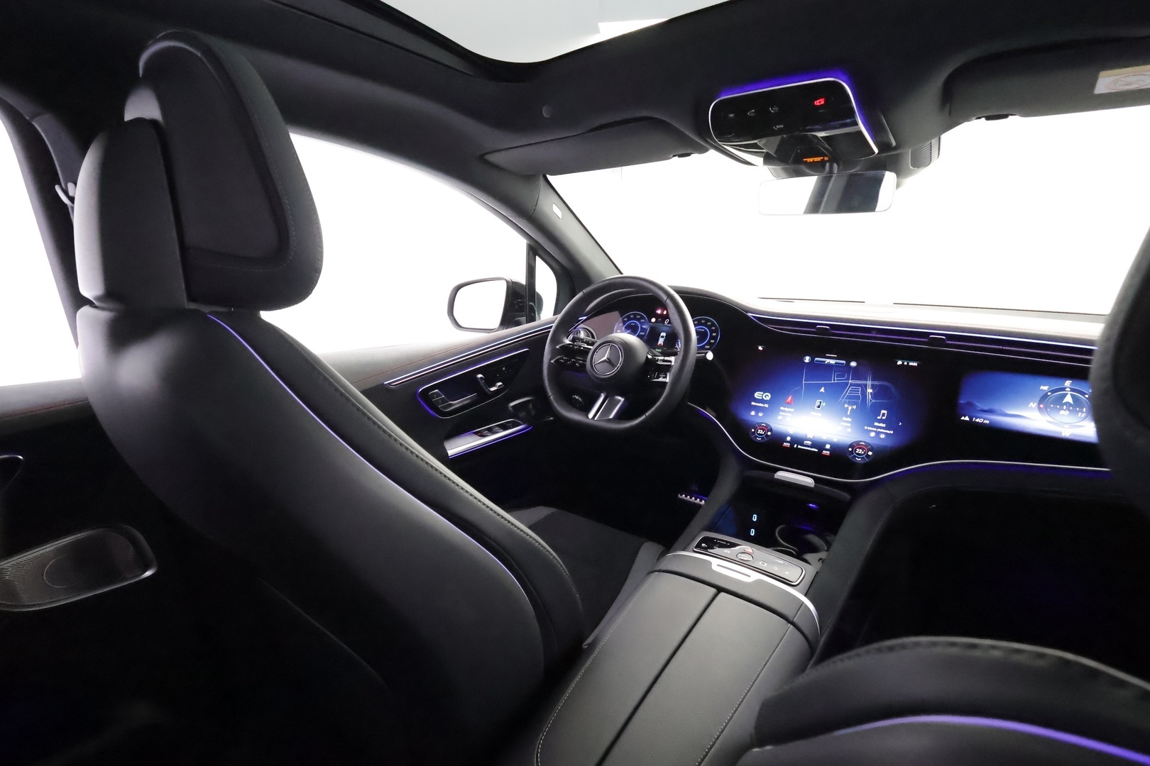 MERCEDES-BENZ EQE SUV 2025