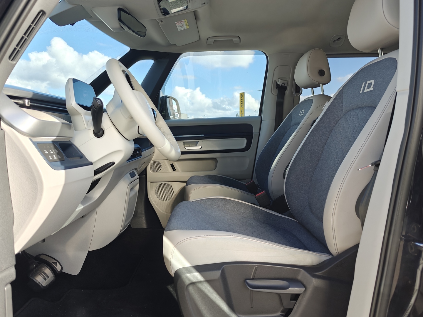 VOLKSWAGEN ID. BUZZ 2023