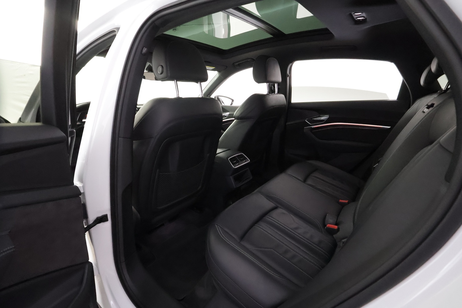 AUDI E-TRON 2021