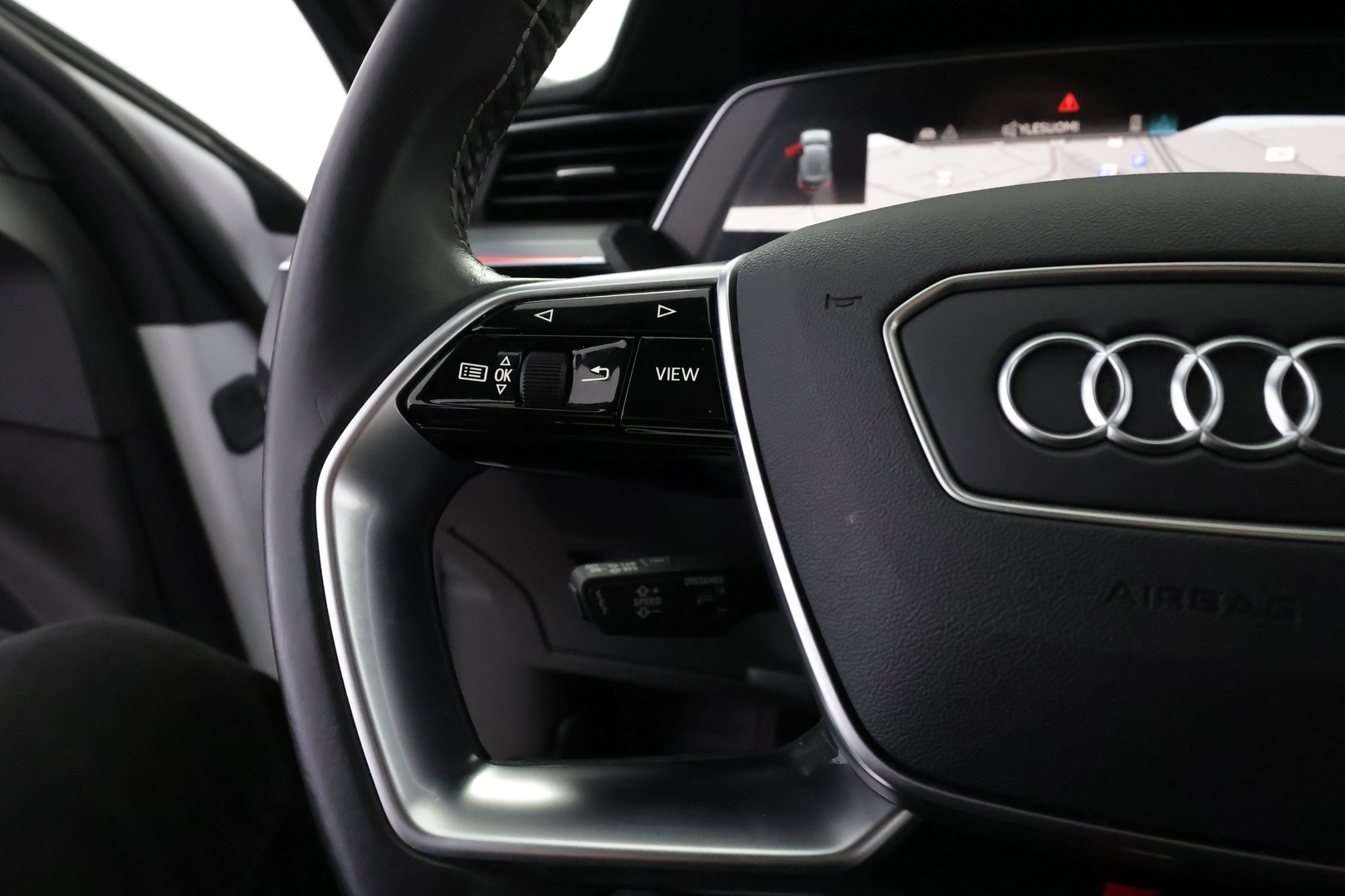 AUDI E-TRON 2021