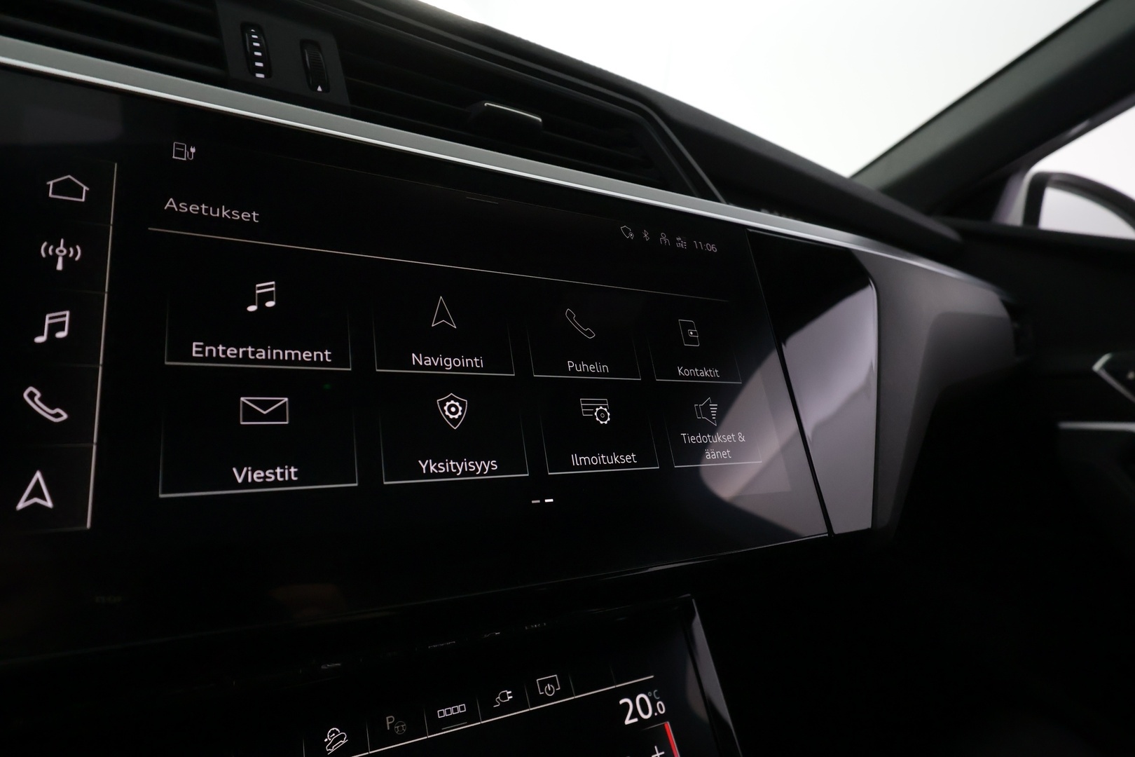 AUDI E-TRON 2021