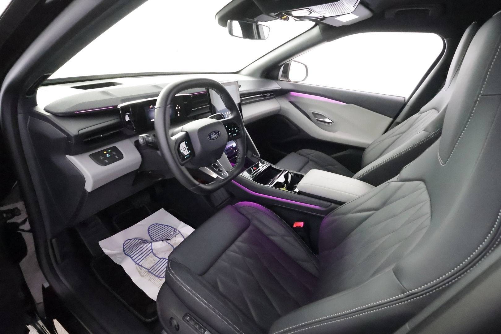 FORD CAPRI 2025